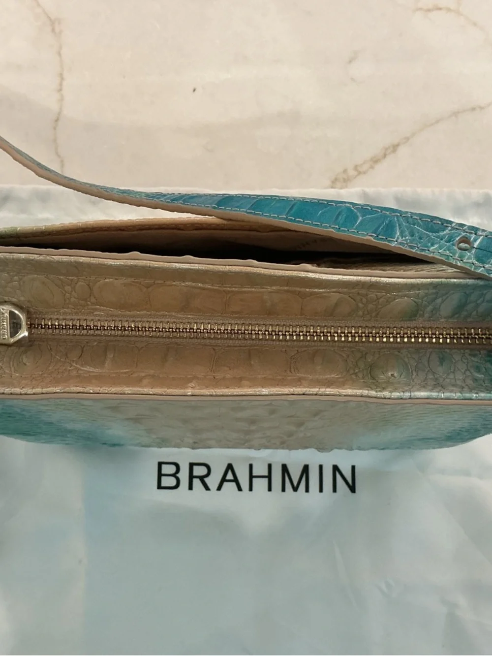 Brahmin Carrie Crossbody & Matching Ady Wallet in Ocean Ombre - EUC - Picture 3 of 11
